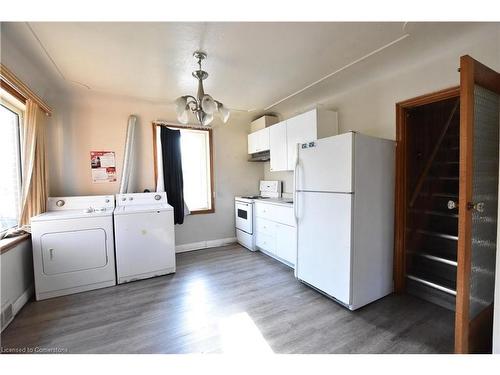 238 Lowther Street N, Cambridge, ON - Indoor Photo Showing Laundry Room