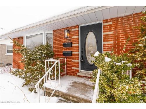 139 Byron Avenue, Kitchener, ON - Outdoor