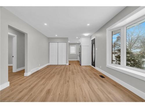 139 Byron Avenue, Kitchener, ON - Indoor Photo Showing Other Room