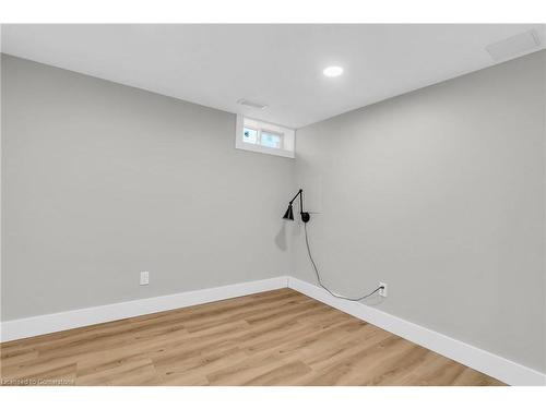 139 Byron Avenue, Kitchener, ON - Indoor Photo Showing Other Room