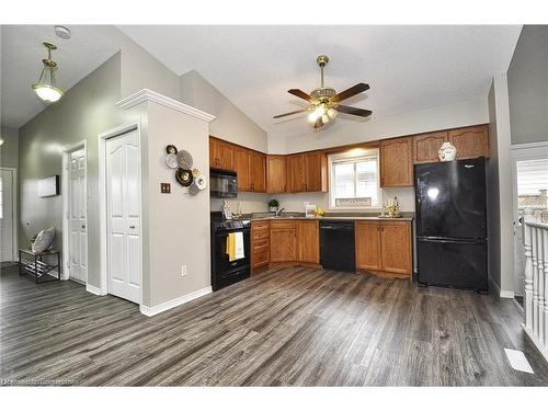 830 Railton Avenue, London, ON - Indoor Photo Showing Kitchen