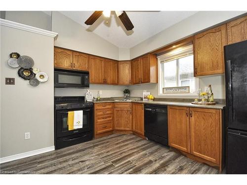 830 Railton Avenue, London, ON - Indoor Photo Showing Kitchen