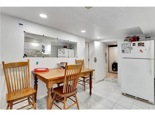 40 Menno Street, Waterloo, ON - Indoor Photo Showing Dining Room