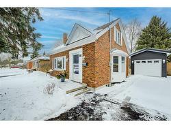 46 Crestwood Avenue  Kitchener, ON N2H 4K7