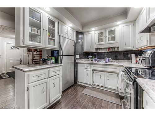 119 Walker Street, Kitchener, ON - Indoor Photo Showing Kitchen