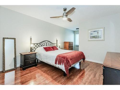 219 Corrie Crescent, Waterloo, ON - Indoor Photo Showing Bedroom