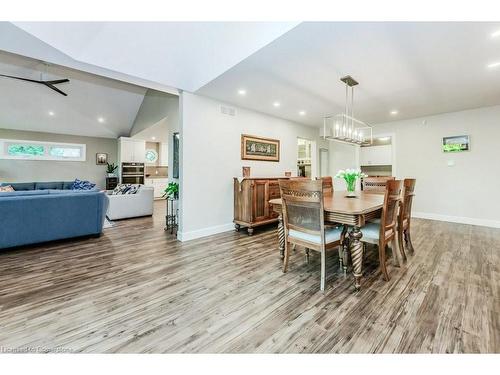 219 Corrie Crescent, Waterloo, ON - Indoor Photo Showing Dining Room