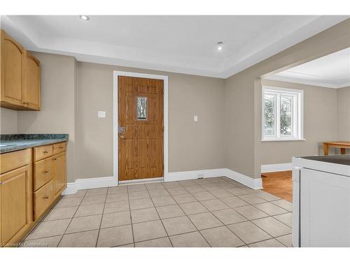 348 Edwin Street, Kitchener, ON - Indoor Photo Showing Kitchen