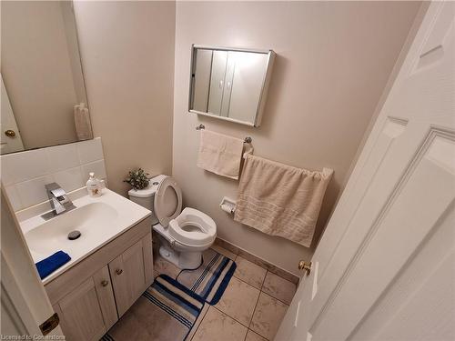 24 Crawford Crescent, Cambridge, ON - Indoor Photo Showing Bathroom