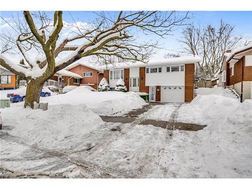 98 Ruskview Road, Kitchener, ON - Outdoor With Facade