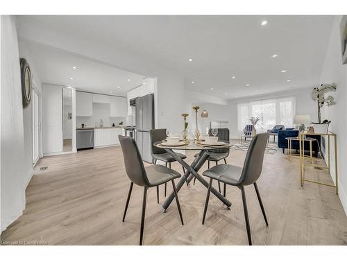 98 Ruskview Road, Kitchener, ON - Indoor Photo Showing Dining Room