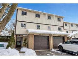 91-51 Paulander Drive  Kitchener, ON N2M 5E5