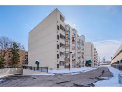 304-3267 King Street E Kitchener, ON N2A 4A4