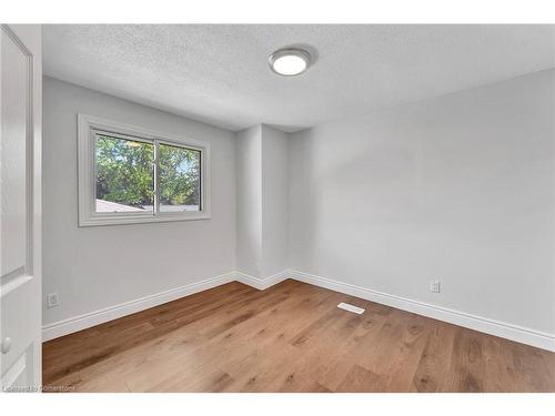 7 Hillside Drive, Kitchener, ON - Indoor Photo Showing Other Room