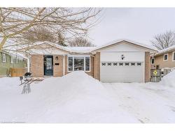 26 Foxridge Drive  Cambridge, ON N3C 3M8