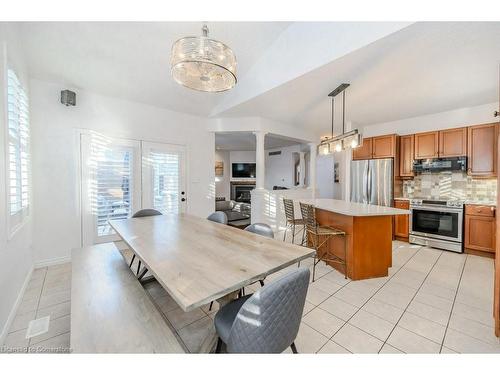 28 Charleswood Court, Cambridge, ON - Indoor Photo Showing Other Room