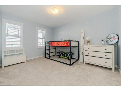 28 Charleswood Court, Cambridge, ON - Indoor Photo Showing Bedroom