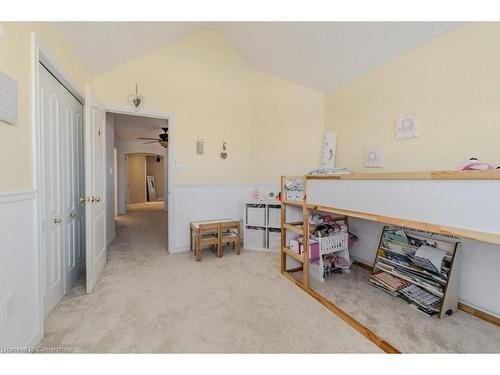 28 Charleswood Court, Cambridge, ON - Indoor Photo Showing Other Room