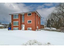 103 Vicmount Drive  Kitchener, ON N2M 2A2