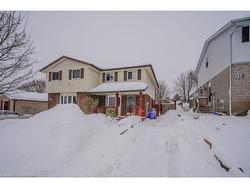 17 Folkstone Crescent  Kitchener, ON N2E 2T1