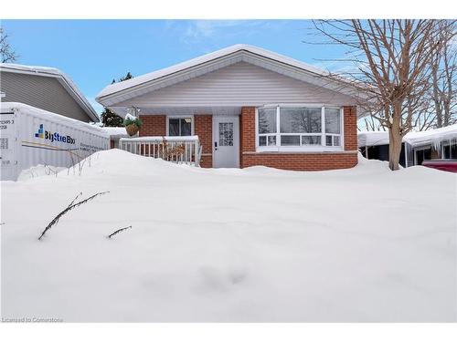 136 Dunsmere Drive, Kitchener, ON - Outdoor