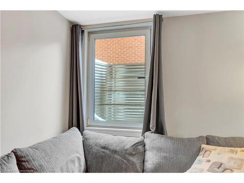 136 Dunsmere Drive, Kitchener, ON - Indoor Photo Showing Bedroom