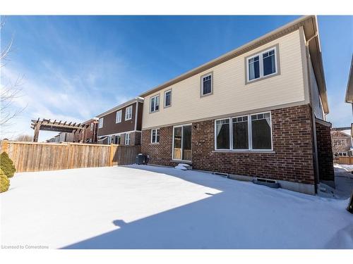 340 Falling Green Crescent, Kitchener, ON - Outdoor With Exterior