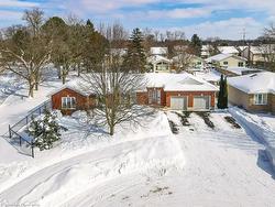 99 Fraserwood Court  Cambridge, ON N1S 5B6