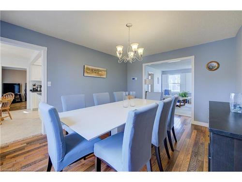 197 Cowan Boulevard, Cambridge, ON - Indoor Photo Showing Dining Room