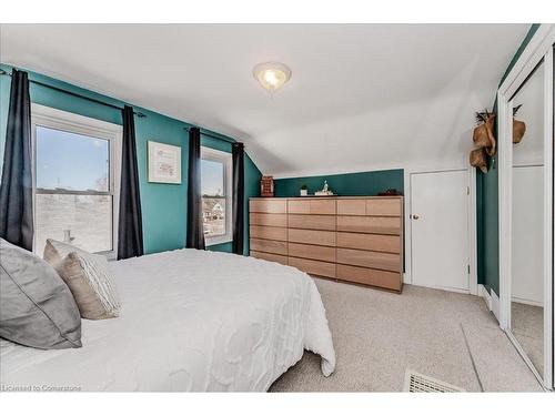 263 Edwin Street, Kitchener, ON - Indoor Photo Showing Bedroom