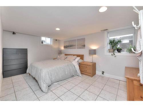 62 Perth Road, Kitchener, ON - Indoor Photo Showing Bedroom