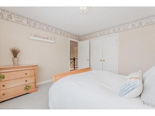 15 Trelawney Street, Kitchener, ON - Indoor Photo Showing Bedroom