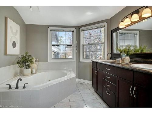 116 Darren Crescent, Cambridge, ON - Indoor Photo Showing Bathroom