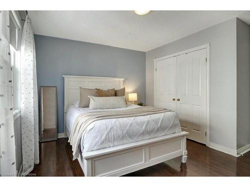 116 Darren Crescent, Cambridge, ON - Indoor Photo Showing Bedroom