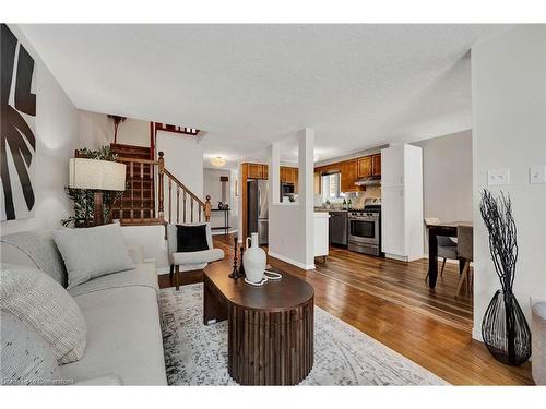 98 Bush Clover Crescent, Kitchener, ON - Indoor Photo Showing Living Room