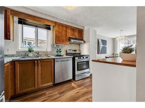 98 Bush Clover Crescent, Kitchener, ON - Indoor Photo Showing Kitchen With Double Sink