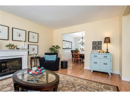 11 Lanark Crescent, Kitchener, ON - Indoor Photo Showing Living Room With Fireplace