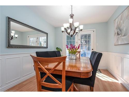 11 Lanark Crescent, Kitchener, ON - Indoor Photo Showing Dining Room