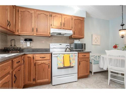 11 Lanark Crescent, Kitchener, ON - Indoor Photo Showing Kitchen With Double Sink