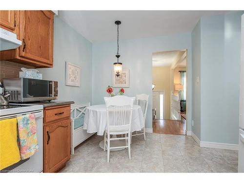 11 Lanark Crescent, Kitchener, ON - Indoor Photo Showing Dining Room