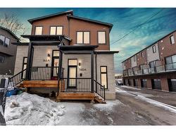 148 Weichel Street  Kitchener, ON N2M 2A6