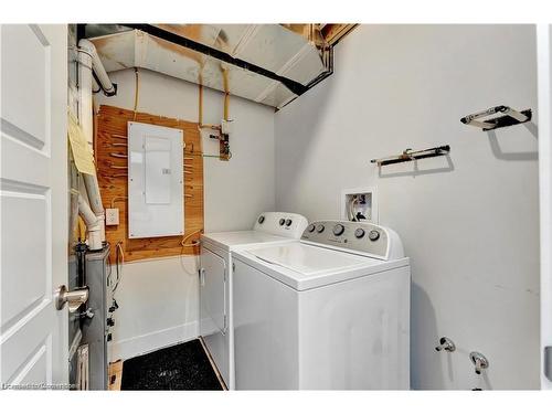 148 Weichel Street, Kitchener, ON - Indoor Photo Showing Laundry Room