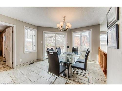 593 Guildwood Place, Waterloo, ON - Indoor Photo Showing Dining Room