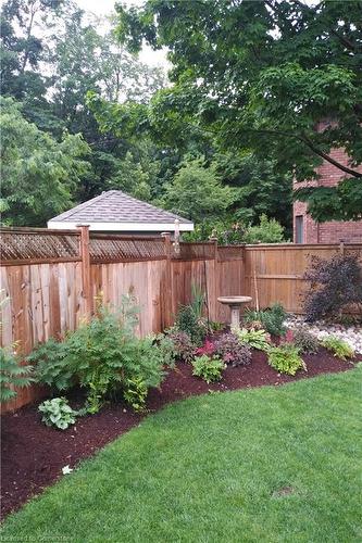 593 Guildwood Place, Waterloo, ON - Outdoor With Backyard