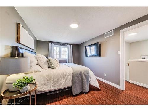 20 Schueller Street, Kitchener, ON - Indoor Photo Showing Bedroom