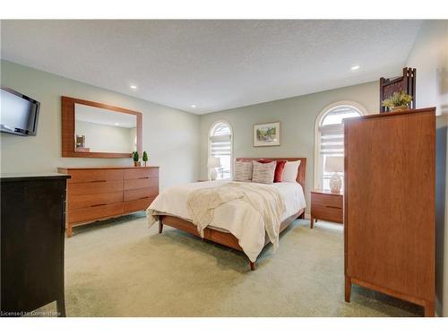 30 Daimler Drive, Kitchener, ON - Indoor Photo Showing Bedroom