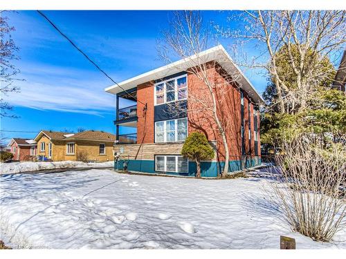 486 Highland Road E, Kitchener, ON 