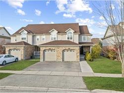 138 Dubrick Crescent  Kitchener, ON N2E 4G3