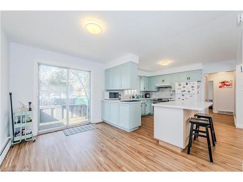 46 High Street, Waterloo, ON - Indoor Photo Showing Kitchen