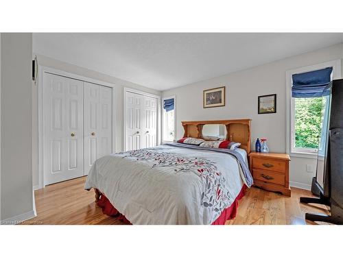 679 Keatswood Crescent, Waterloo, ON - Indoor Photo Showing Bedroom